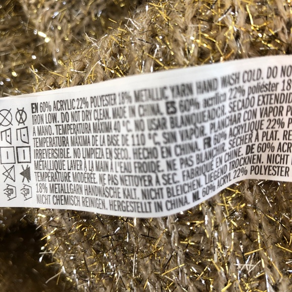 ❤️❤️ NWOT Forever21 sparkly silver and gold tinsel sweater S - Picture 5 of 5